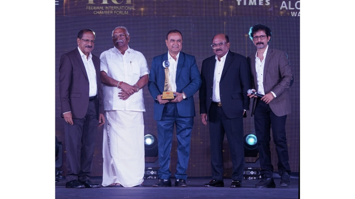 Dr. Yogesh Lakhani Bags 21st Manappuram MBA Award