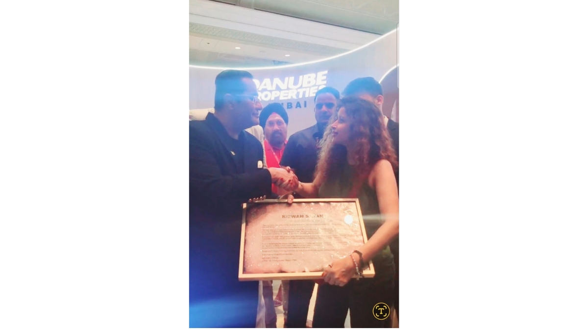 Faridabad Photographer Amaaira Singh Debuts India’s First 'Glitter Art Photography', Unveiling Her Maiden Masterpiece to Dubai Tycoon Rizwan Sajan-PNN