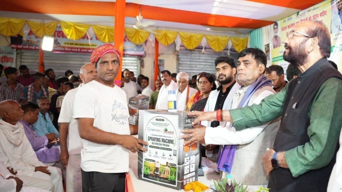 Aahwahan Foundation & NephroPlus CSR: Standing with 500 Marginal Farmers in Their Time of Need, in Dhanarua, Patna, Bihar